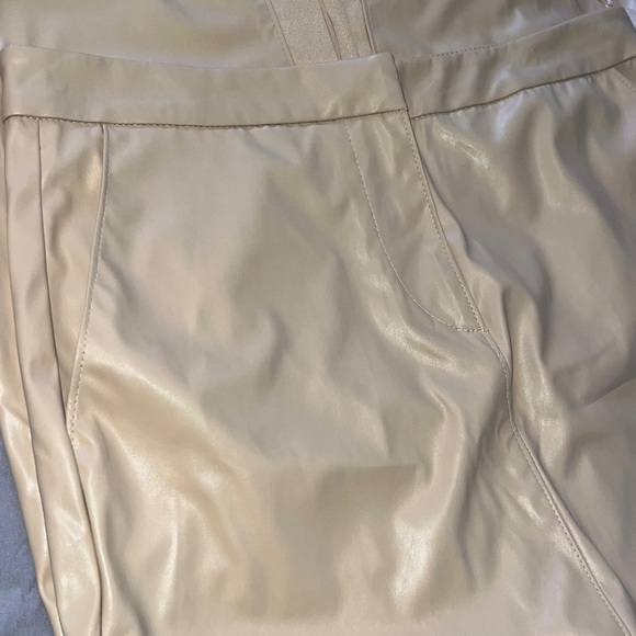 Zara Cream High Waisted Faux Leather Midi Skirt NWT - Picture 10 of 13